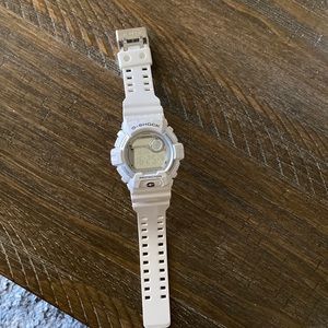 G- SHOCK WATCH-White
